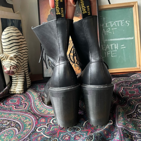 Heeled dr. Marten boots, size 11, never worn out, great condition!/ like new - Picture 2 of 5